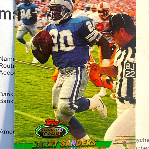 Brand new perfect condition Barry sanders topps 496